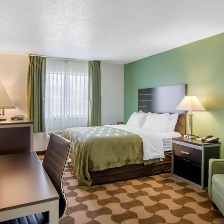 Quality Inn Russell Extérieur photo
