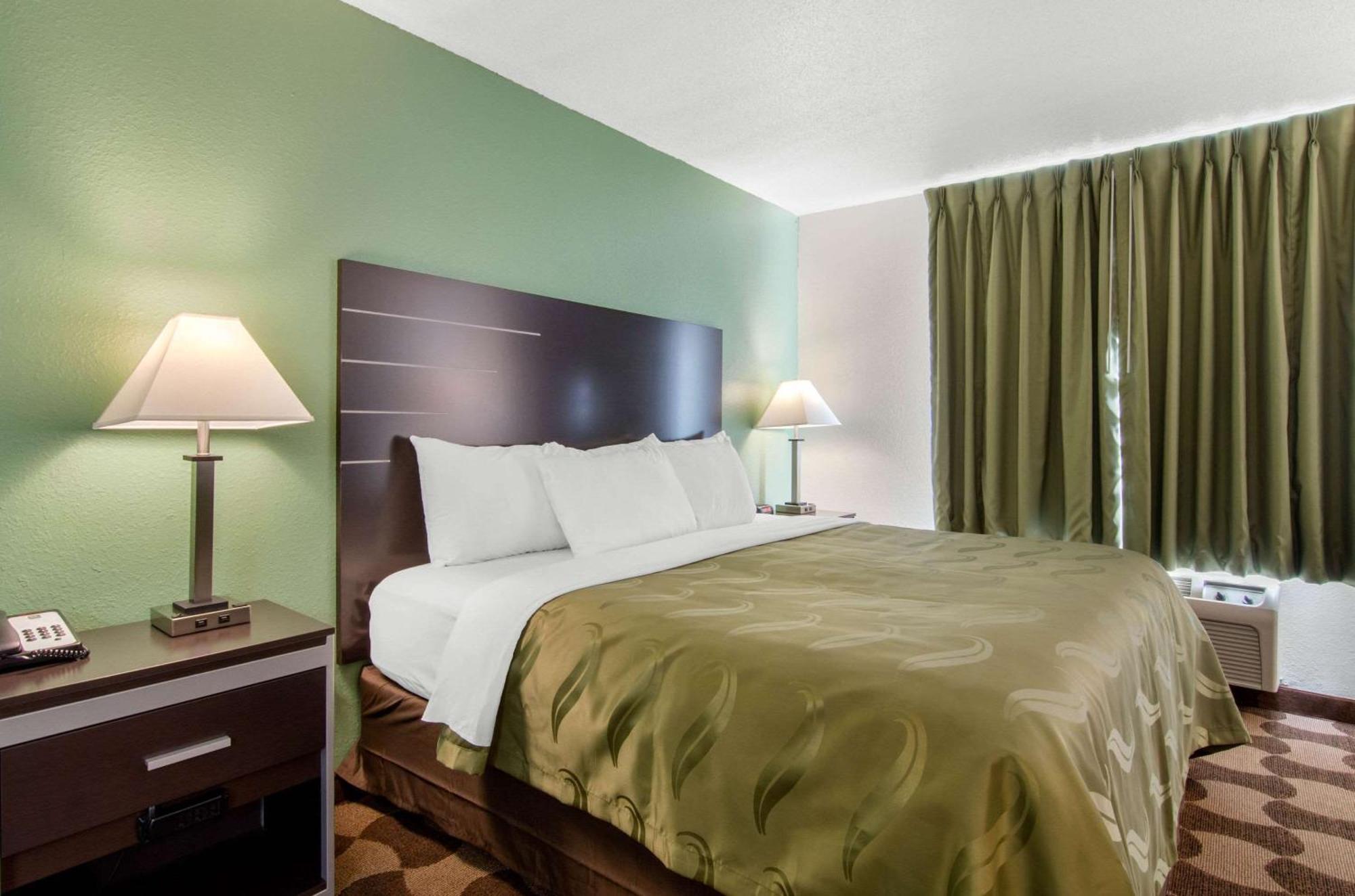Quality Inn Russell Extérieur photo