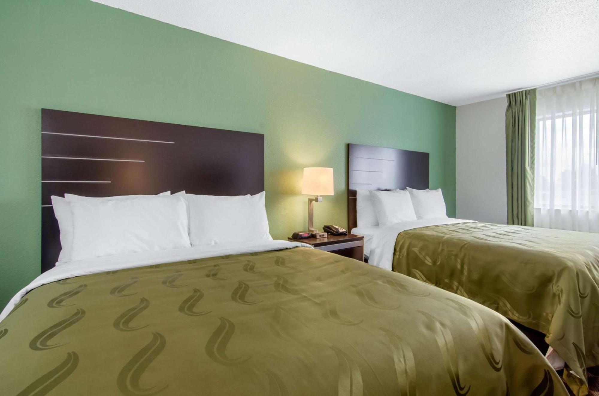 Quality Inn Russell Extérieur photo